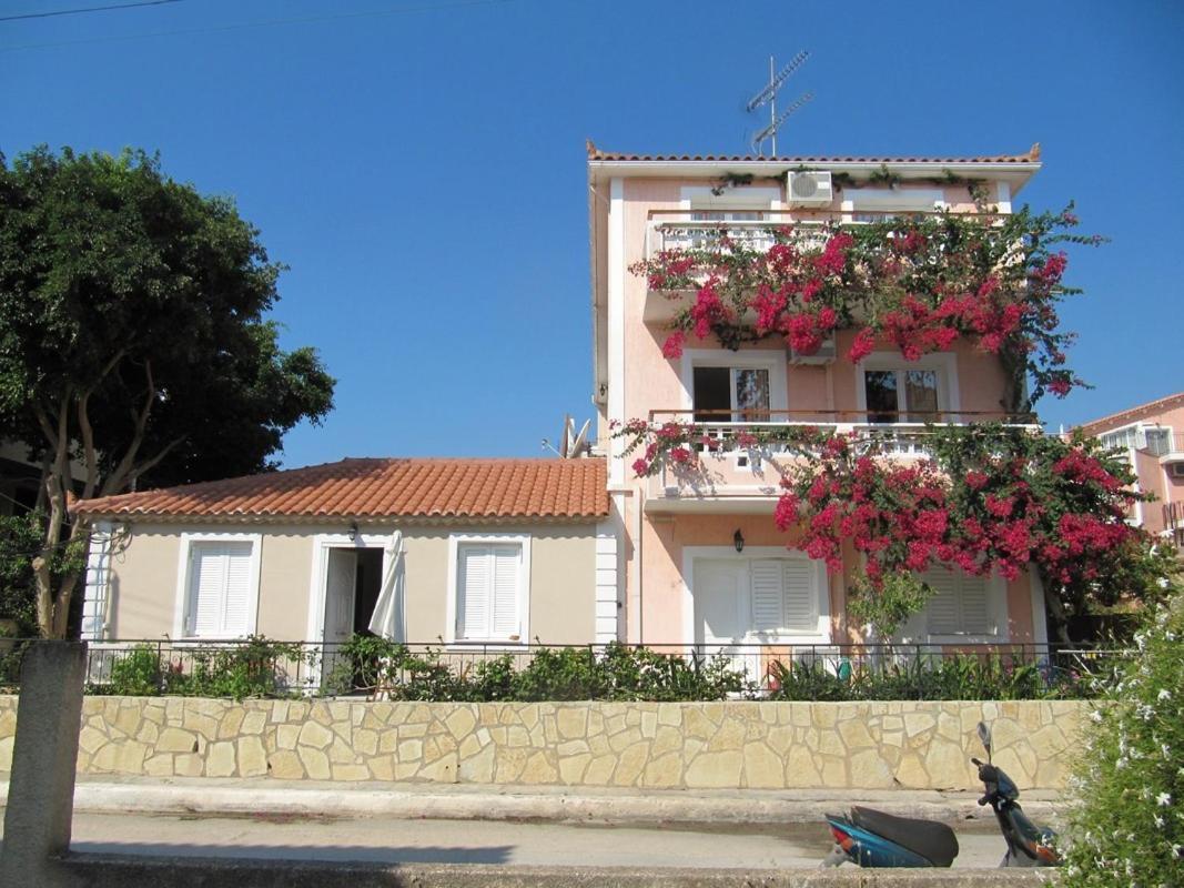 Theodora Studios & Apartments Skala  Luaran gambar
