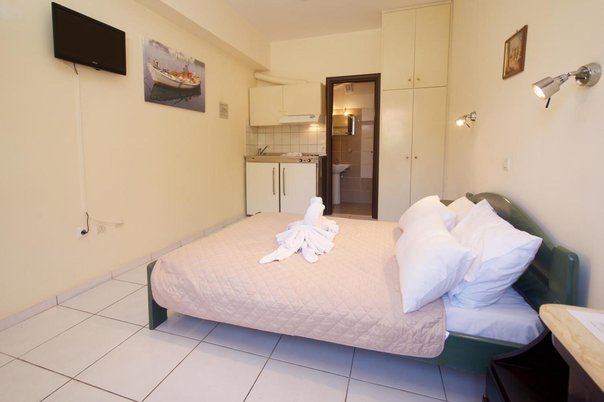 Theodora Studios & Apartments Skala  Luaran gambar