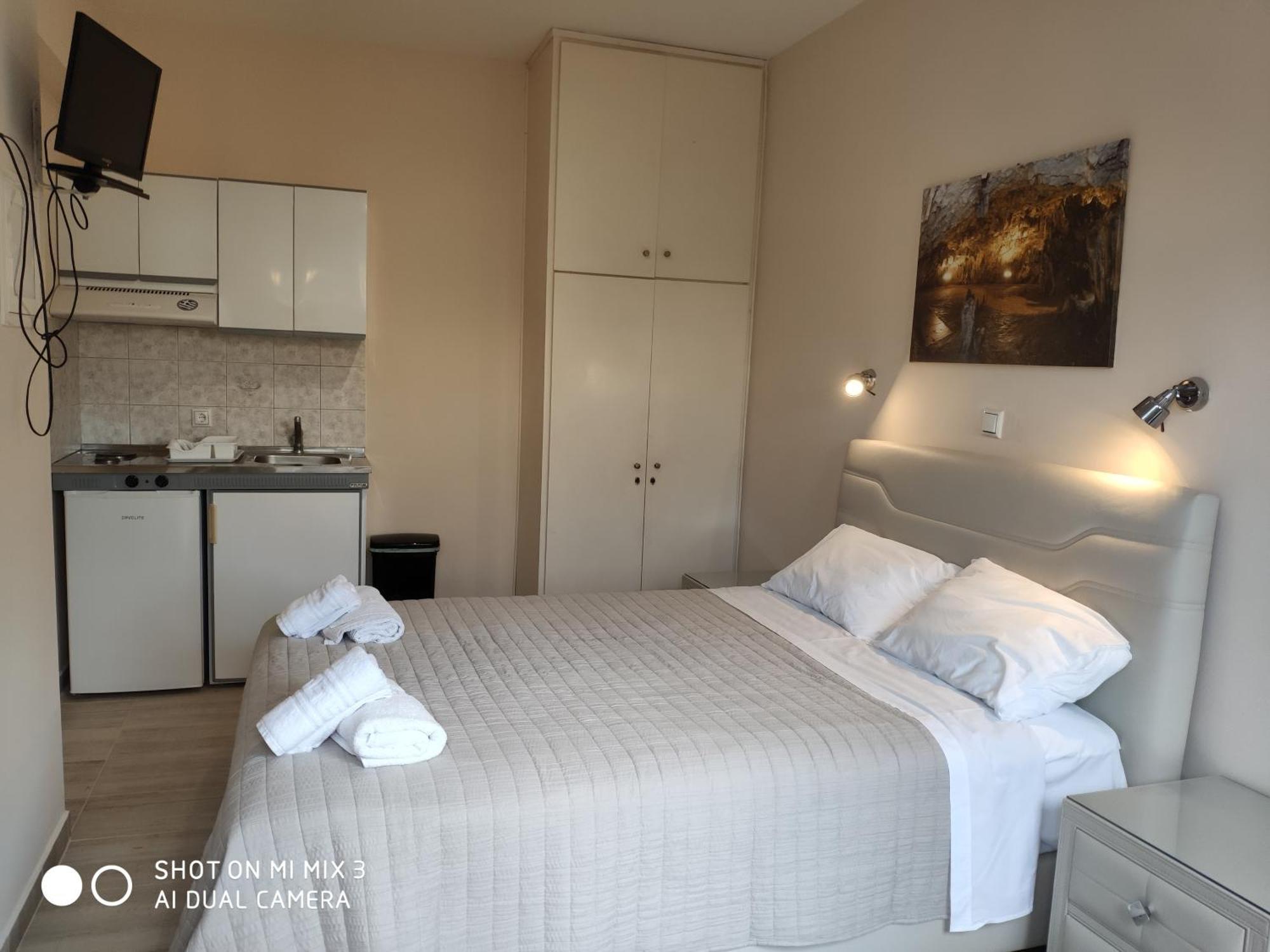 Theodora Studios & Apartments Skala  Luaran gambar