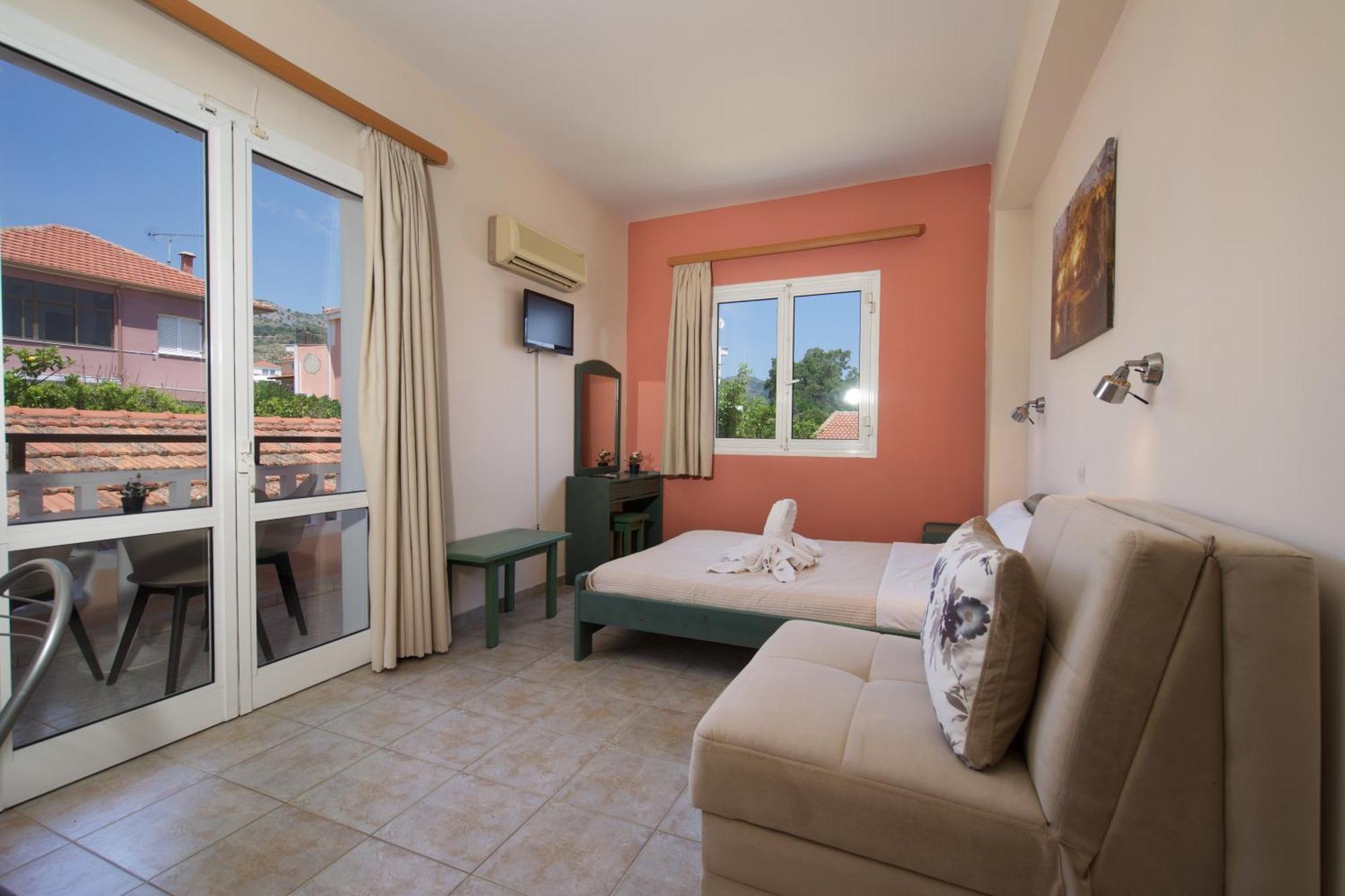 Theodora Studios & Apartments Skala  Luaran gambar