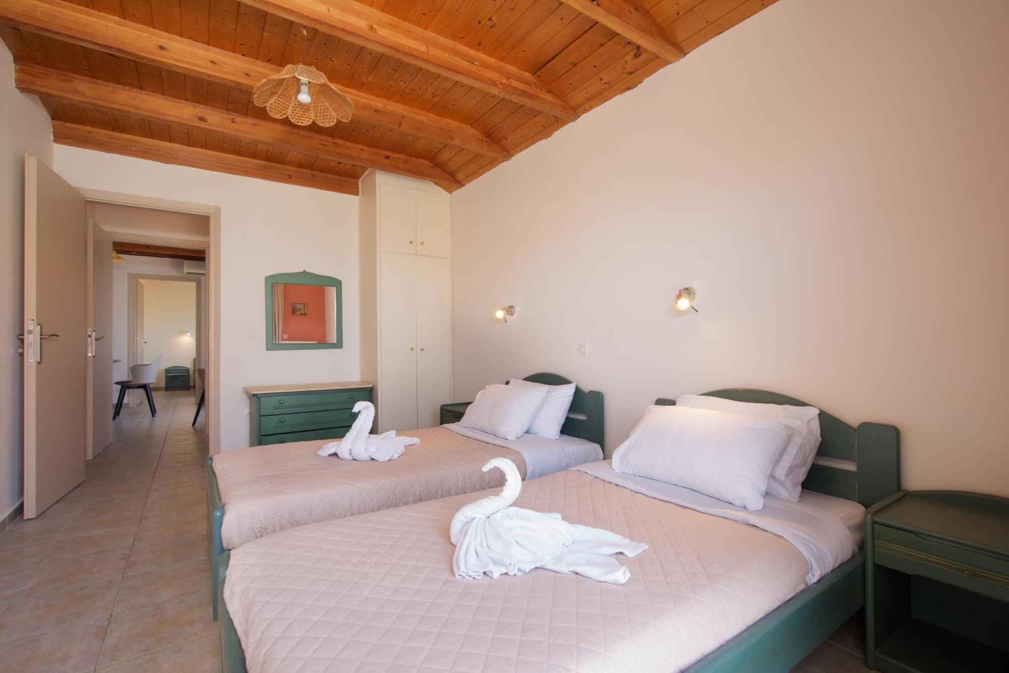Theodora Studios & Apartments Skala  Luaran gambar