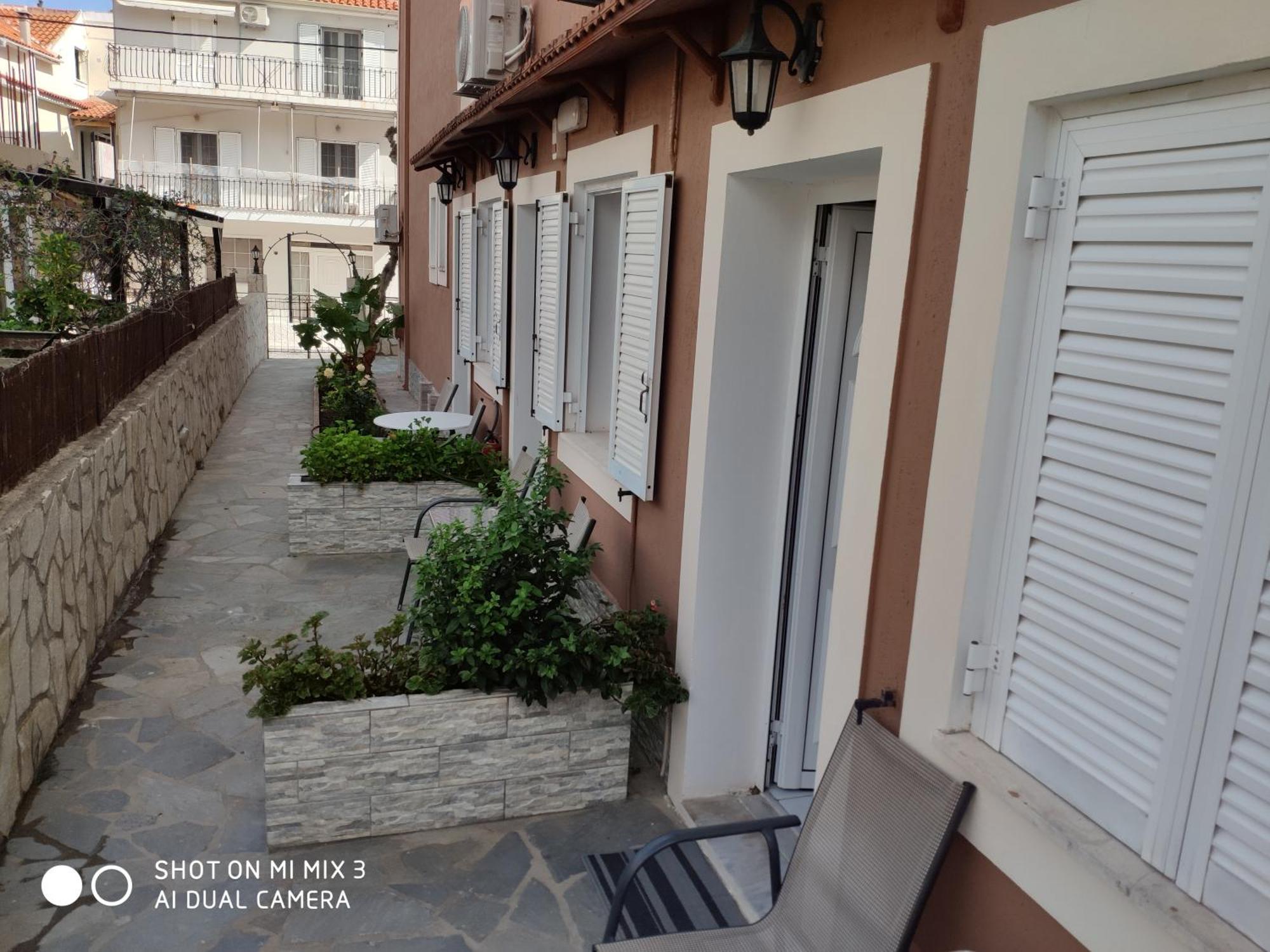 Theodora Studios & Apartments Skala  Luaran gambar